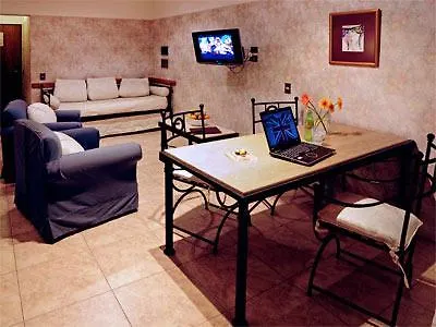 **** Ξενοδοχείο Reina Victoria Suites & Towers Μεντόζα Αργεντινή