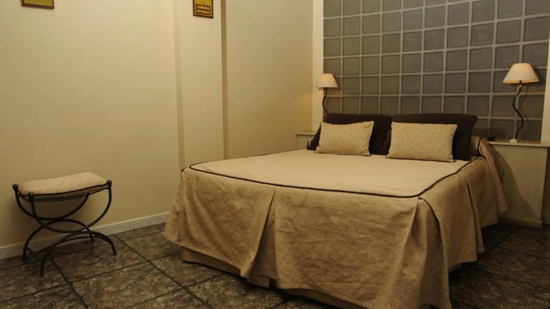 Ξενοδοχείο Reina Victoria Suites & Towers Μεντόζα