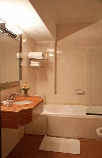 Ξενοδοχείο Reina Victoria Suites & Towers Μεντόζα