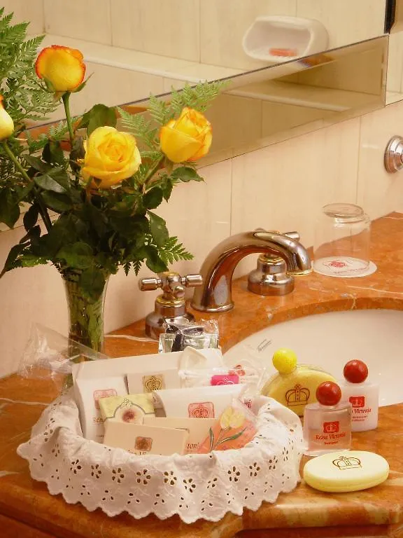 **** Ξενοδοχείο Reina Victoria Suites & Towers Μεντόζα Αργεντινή